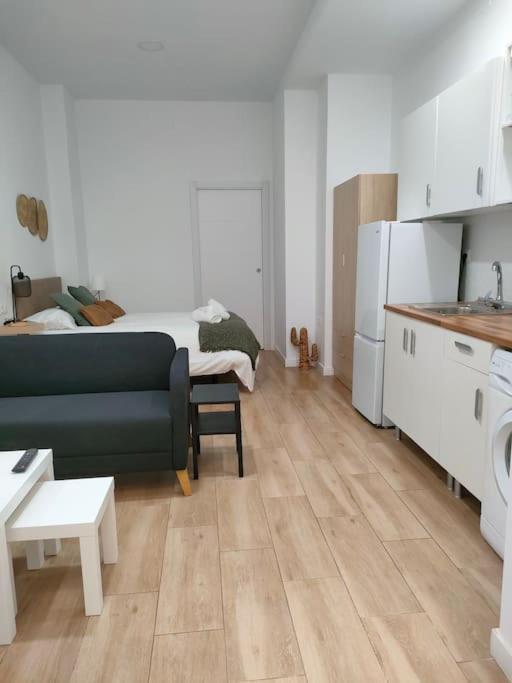 Estudio Centrico Arq Malaga Luaran gambar