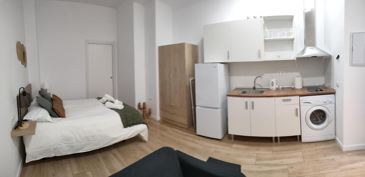 Estudio Centrico Arq Malaga Luaran gambar