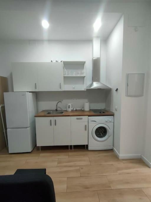Estudio Centrico Arq Malaga Luaran gambar